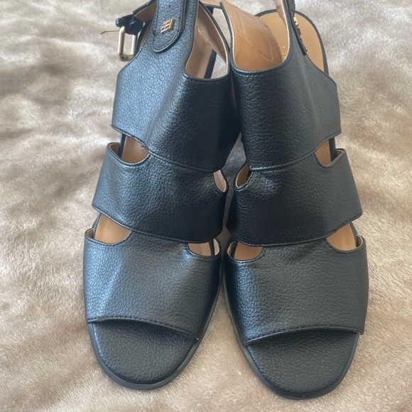 Tommy Hilfiger Open Toed Heels - Picture 8 of 8